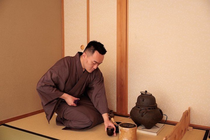 Authentic Kyoto Tea Ceremony: Camellia Flower Teahouse 3