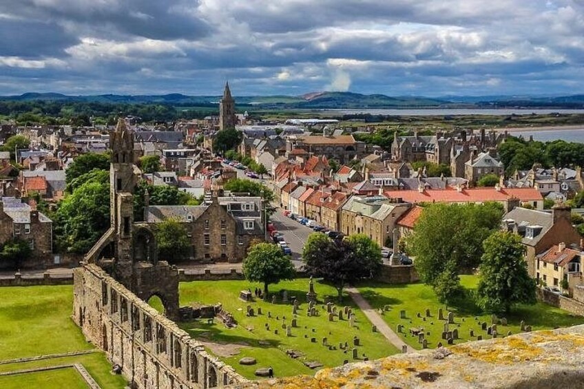 Explore the Town of St Andrews 2