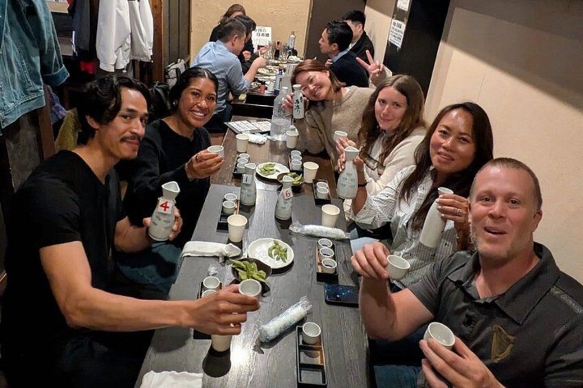 Tokyo: Shinjuku Local Bar & Izakaya Crawl Tour 4