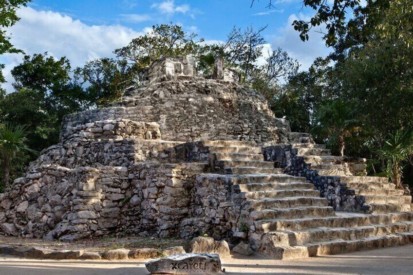 Xcaret Park Plus Access with Transportation and Night Show 5