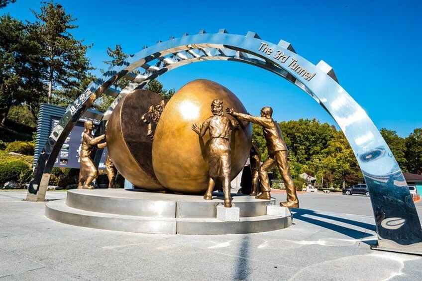 Best 2 Days Guided DMZ and Seoul City Tours from Seoul 4