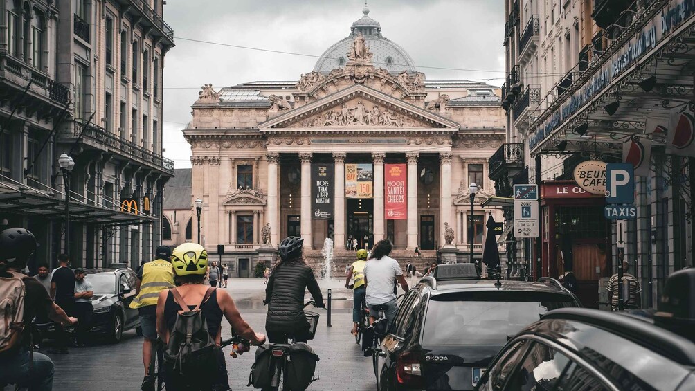 Brussels Bike Tour: City Highlights and Hidden Gems 2