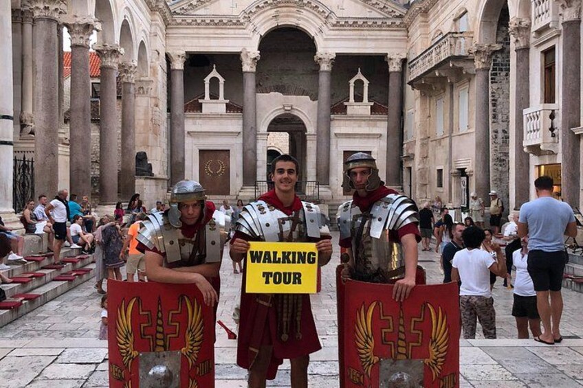 Walking Tour of Split and Diocletian's Palace - Small Group Tour 2