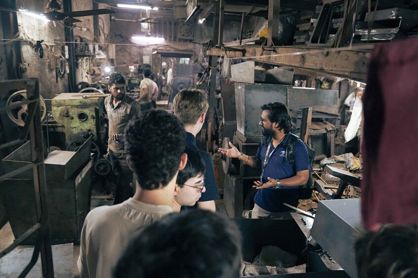 Picture 10 for Activity Mumbai: Dharavi Tour Including Car Transfer 5