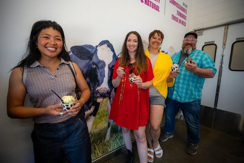 Anchorage Sightseeing and Food Tour - Available All Year Long! 5