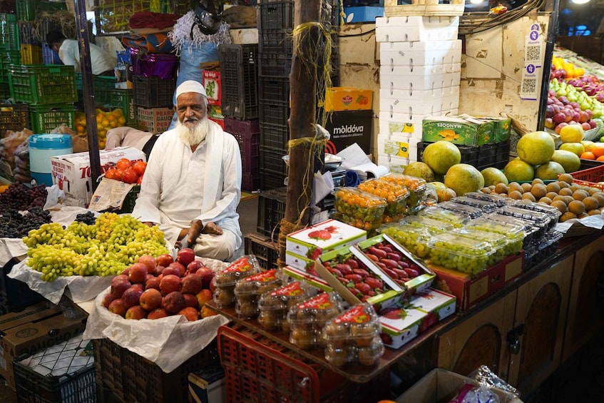 Picture 7 for Activity Mumbai: Local Markets & Temples Tour 5