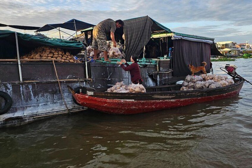 CAN THO: Floating Market & Mekong’s Legacy (About 6 Pax) 2