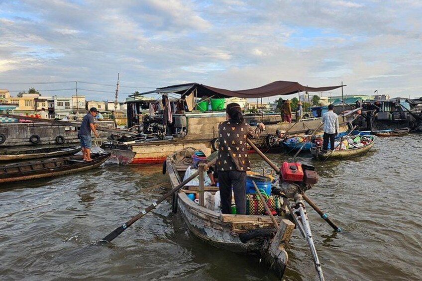 CAN THO: Floating Market & Mekong’s Legacy (About 6 Pax) 4