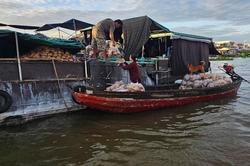CAN THO: Floating Market & Mekong’s Legacy (About 6 Pax) 2