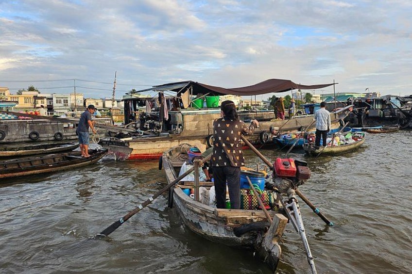 CAN THO: Floating Market & Mekong’s Legacy (About 6 Pax) 4