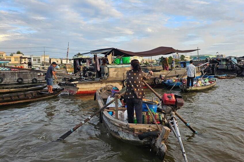 CAN THO: Floating Market & Mekong’s Legacy (About 6 Pax) 4