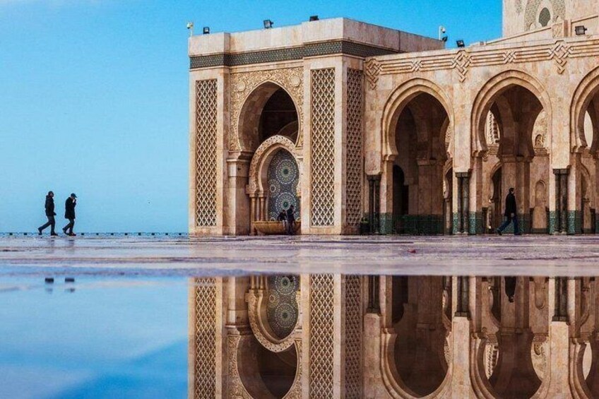 Casablanca Guided City Tour with Hassan II mosque Ticket Option 2