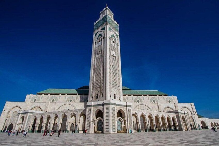 Casablanca Guided City Tour with Hassan II mosque Ticket Option 3