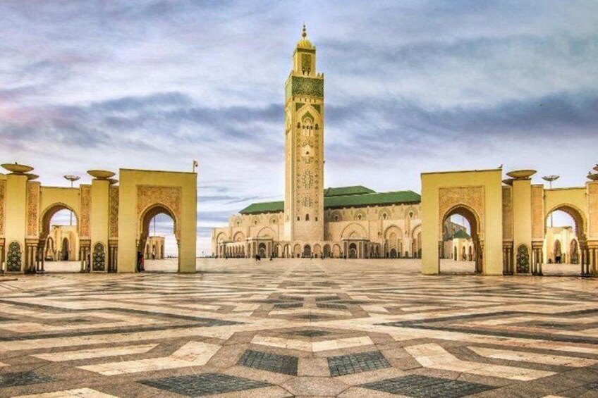Casablanca Guided City Tour with Hassan II mosque Ticket Option 4
