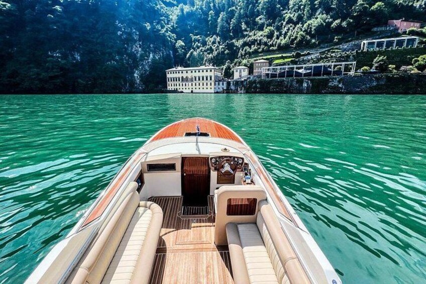 Private Cruise on Lake Como with Luxury Motorboat from 1H to 4H 3