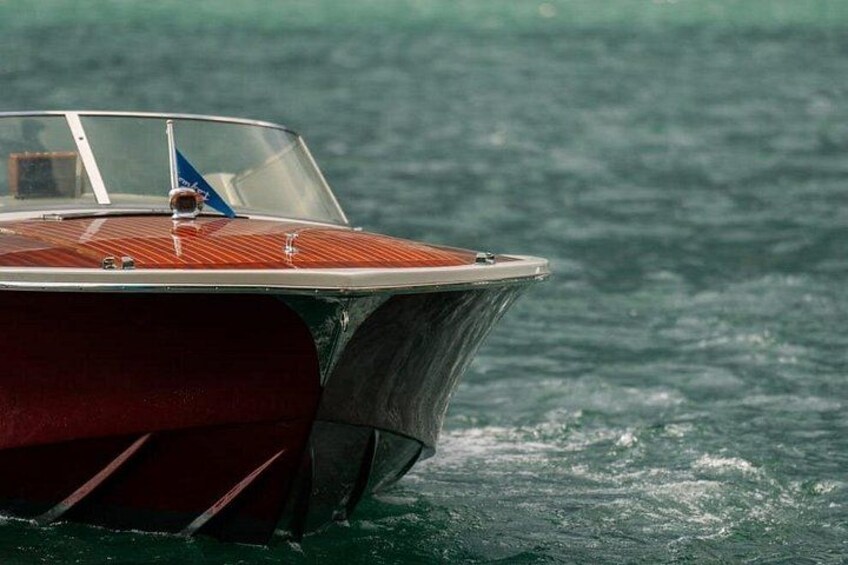 Private Cruise on Lake Como with Luxury Motorboat from 1H to 4H 2