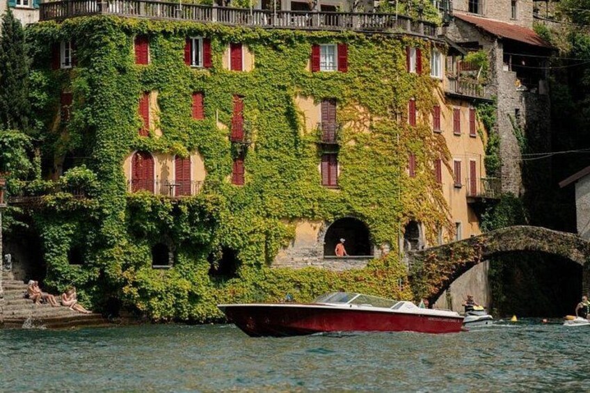 Private Cruise on Lake Como with Luxury Motorboat from 1H to 4H 2