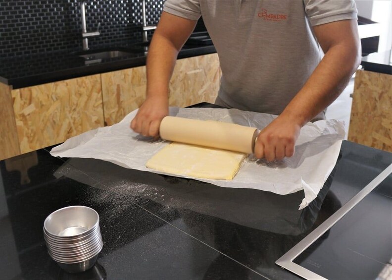 Picture 3 for Activity Lisbon: 2-Hour Pastel de Nata Cooking Class 4