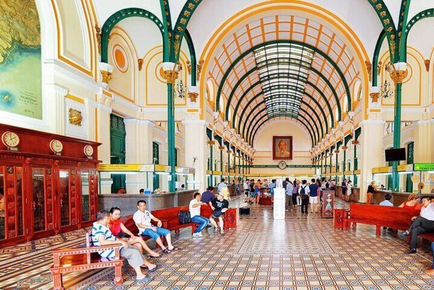 Daily Small Group Tour to Ho Chi Minh City and Cu Chi Tunnels