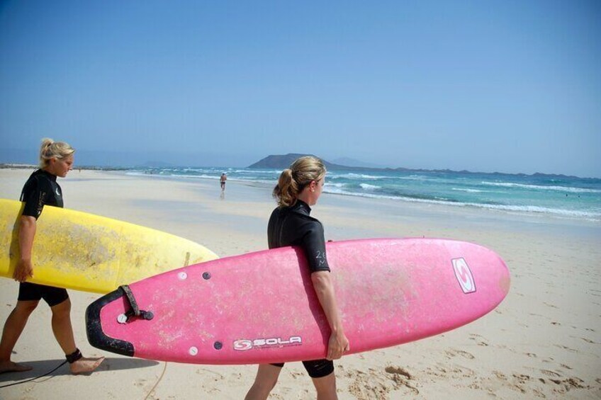 surf girls