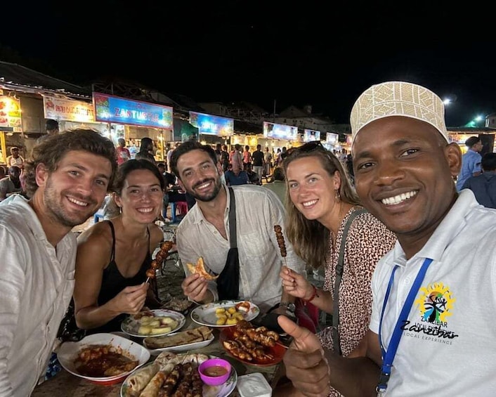 Stonetown: Food Markets and Street Food Walking Tour 1