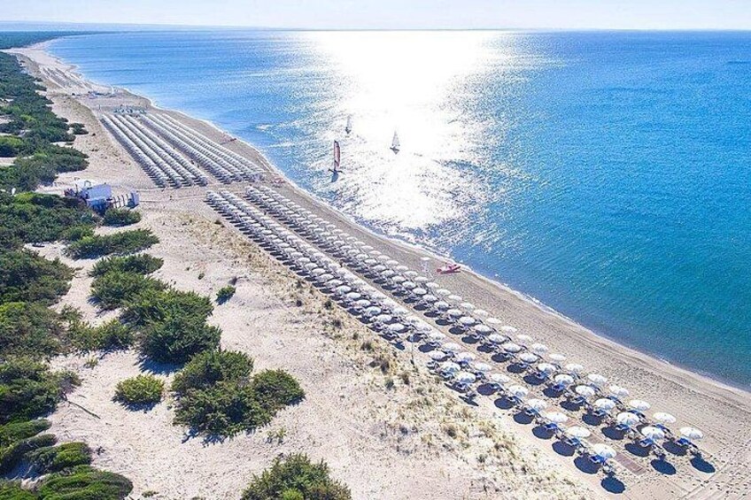 Taranto : Relax on one of the most beautiful beaches 1