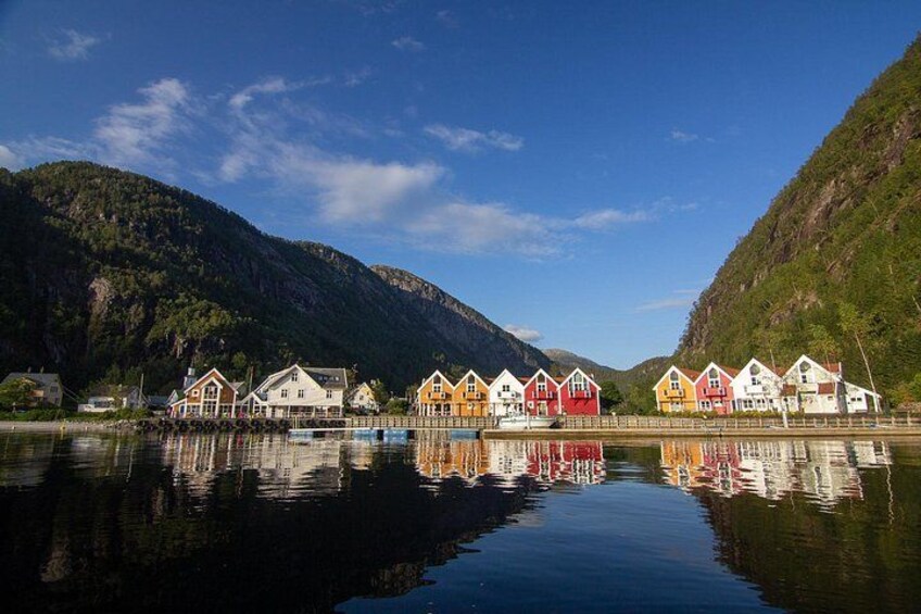 And capture picturesque villages at the end of the Fjords 4