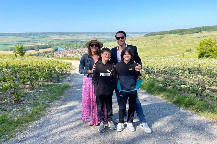 The Must-sees 3h30 from Epernay (Private Half day Champagne Tour) 3