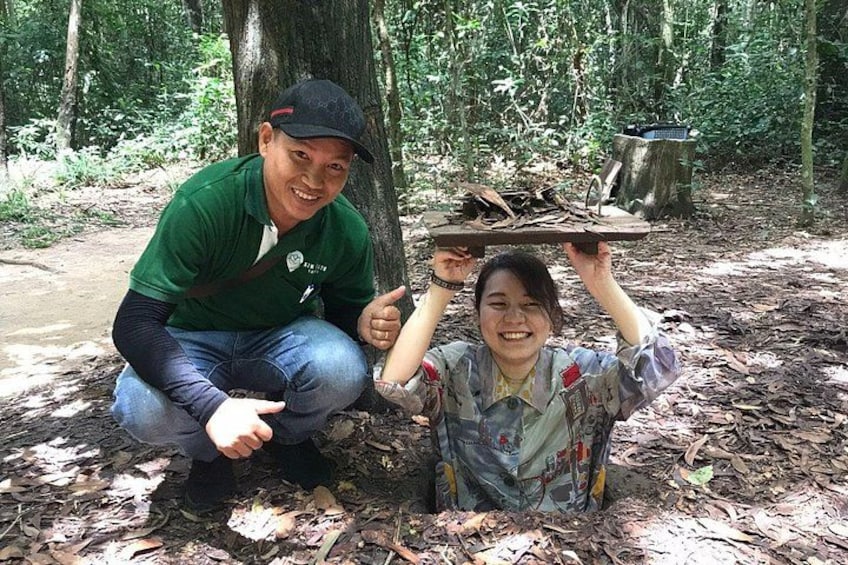 6 Hours Historical Tour in Cu Chi Tunnel with Free Snack 1