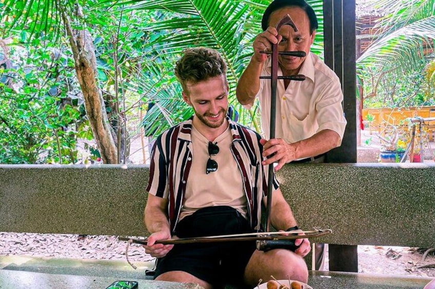 Experience the traditional local instrument 2