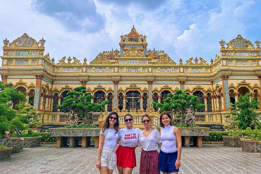 Visit the 100-year-old Vinh Trang Pagoda 4