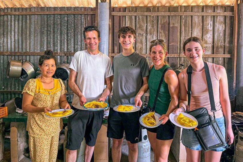 Cooking session making 'Banh xeo', aka the Vietnamese Pancake 5