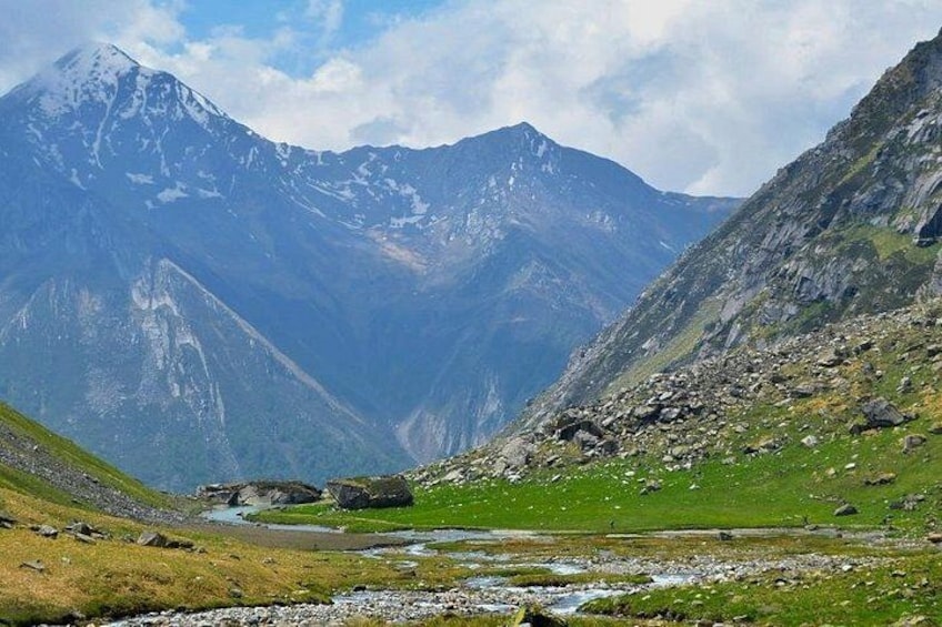 Har Ki dun Trek by Himalaya Shelter 4
