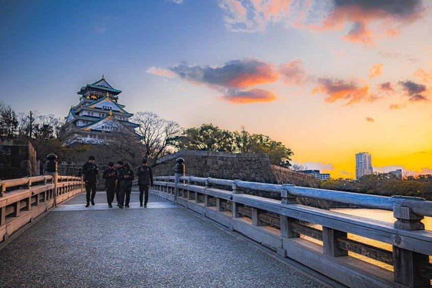 A castle, a bridge, and a sunset. 3