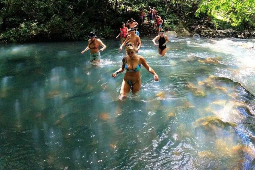 La Leona Waterfall Shared Tour with Lunch From Tamarindo 2
