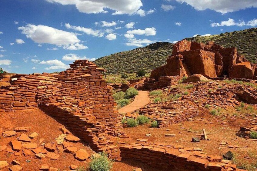 Backside of Sinagua Anasazi ruin in Wupatki National Monument near Flagstaff, Arizona 4