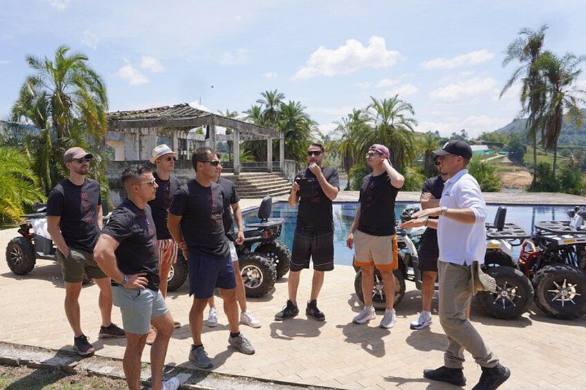 (Private Guatapé) Mansion Pablo Escobar+Paintball+Cuatrimoto+Boat 4