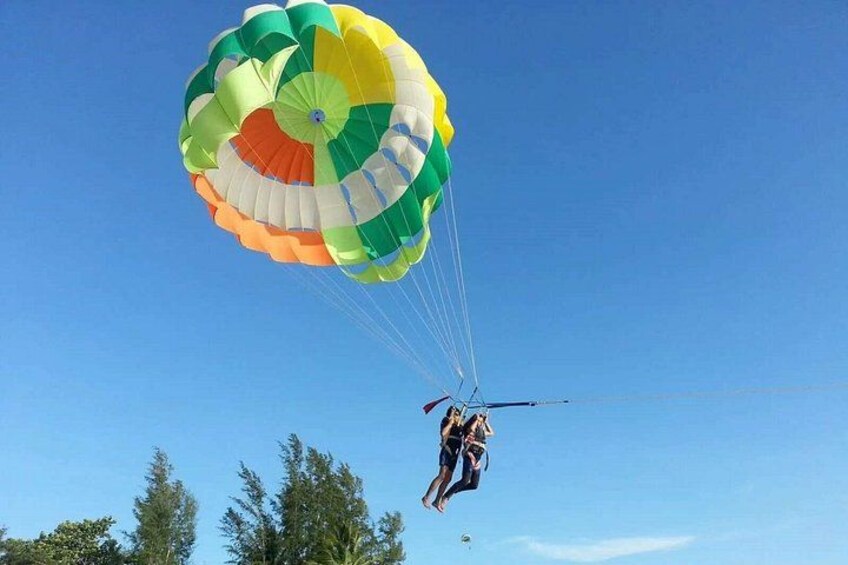 Parasailing in Langkawi 3
