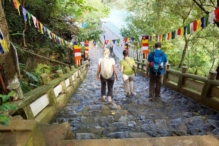 Round-Trip to Perfume Pagoda from Hanoi: Spiritual- Scenic Escape 2