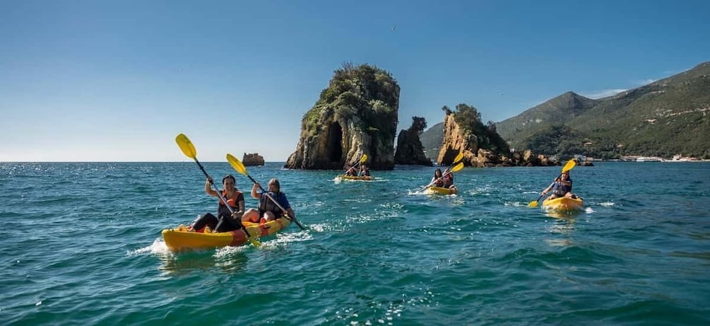 Lisbon: Kayak Tour Arrábida Natural Park, Setubal, Sesimbra 2