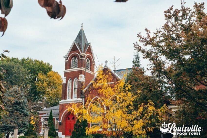 Historic Walking Tour of Victorian Louisville with Food & Bourbon 2
