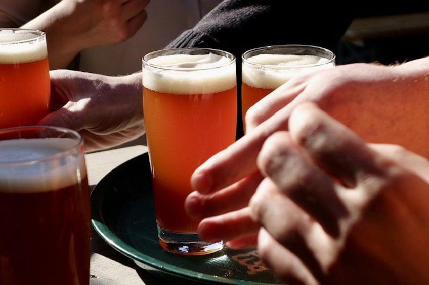 Berlin Craft Beer & Cultural Tour With Snack 4