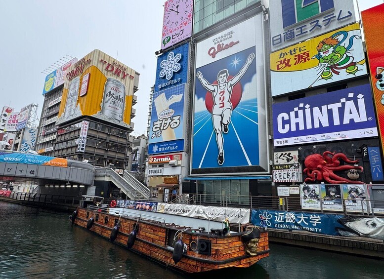 Osaka: Dotonbori 20-Minute Pirates Cruise 2