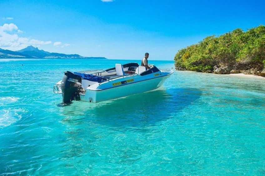 Full Day Tour 5 Island to Ile Aux Cerfs Incl. Lunch and Transfer 1