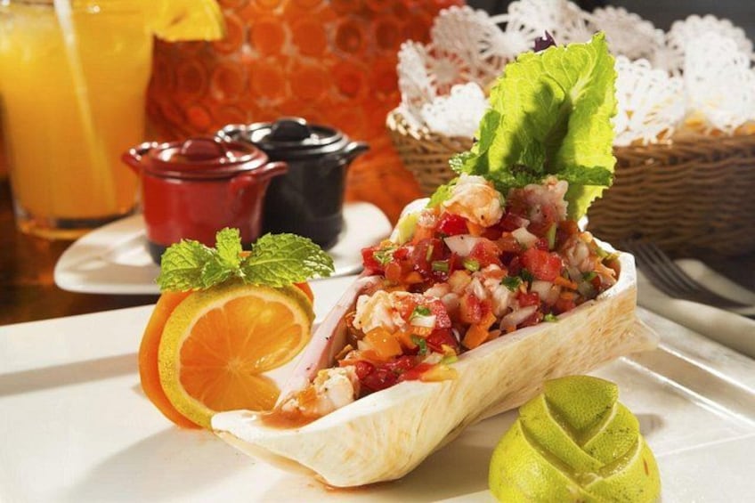 Private Culinary Adventure in San Pedro with Guide 3