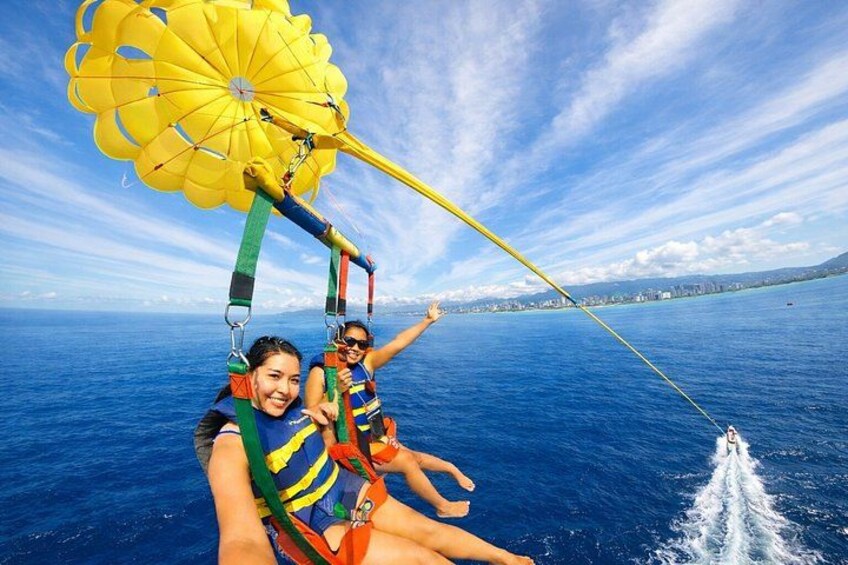 Parasailing in Waikiki from Oahu Hawaii 1