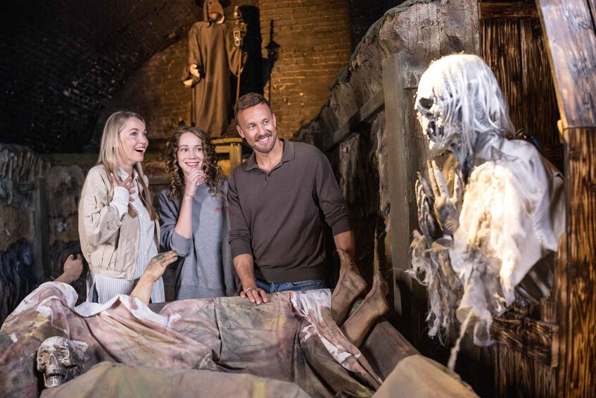 Picture 4 for Activity Vienna: Time Travel Experience with 5D Cinema & VR Ride 4