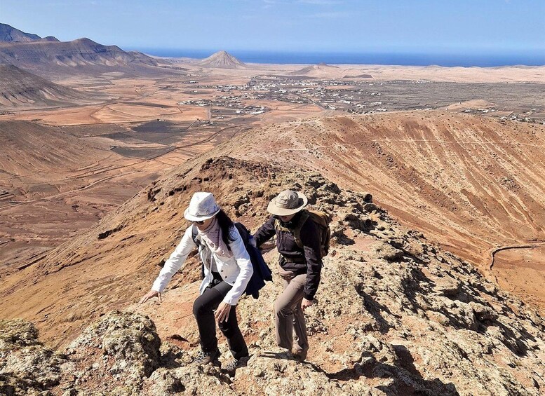 Picture 5 for Activity Fuerteventura: Montaña Escanfraga Volcano Summit Hike 4