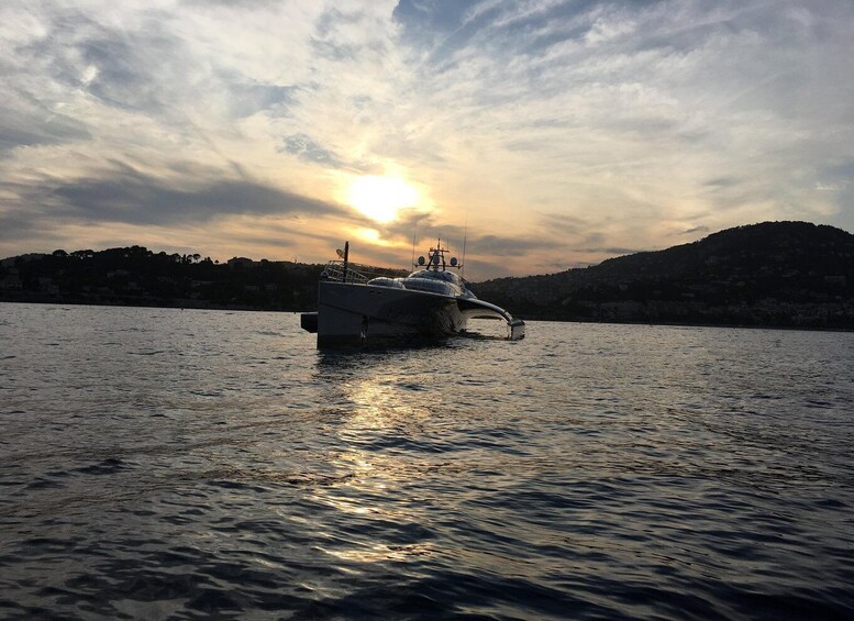 Nice: Private Sunset Tour on Solar Powered Boat 2