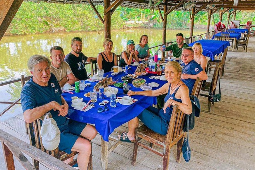 Having lunch at a riverside family home 3